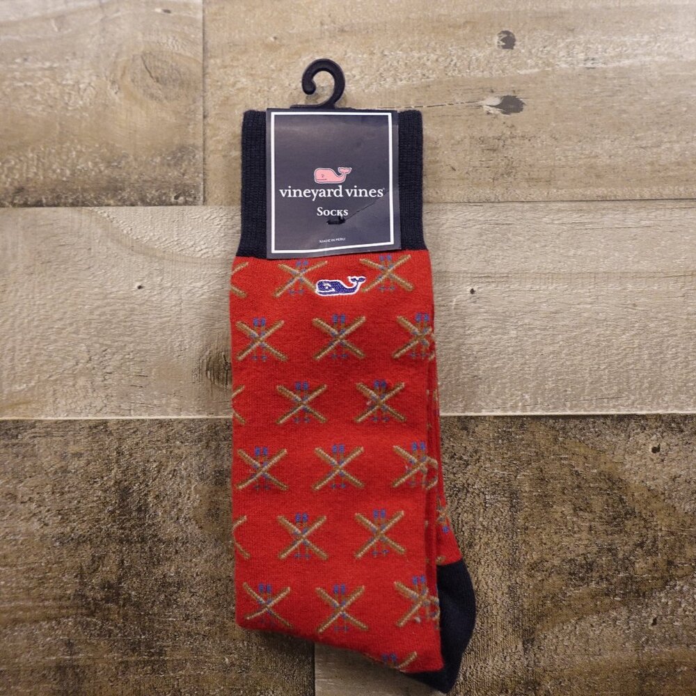 Vineyard Vines Crossed Skis Icon Socks Men’s One Size Red Pima Cotton